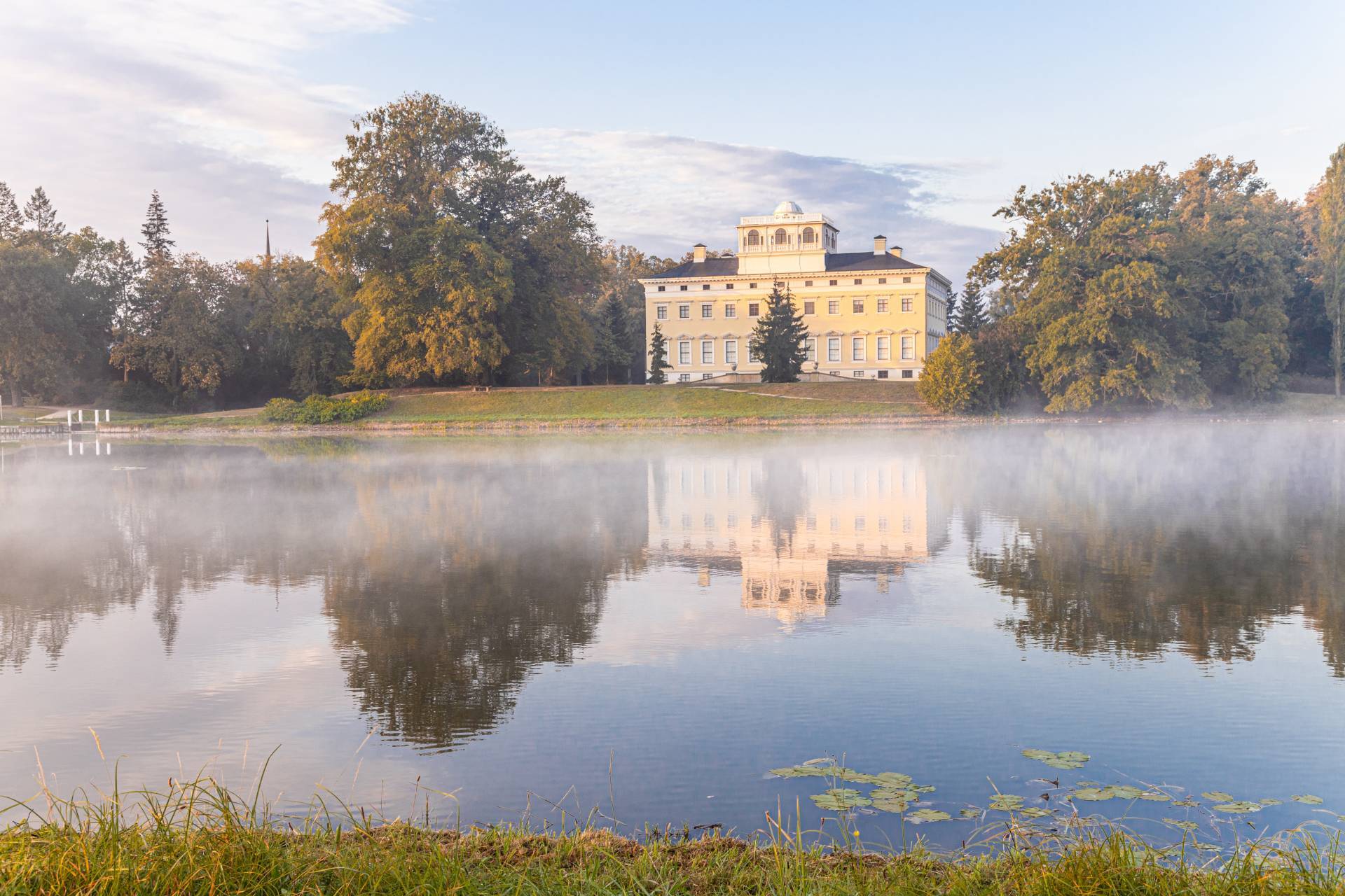 Schloss Wörlitz im Herbst Schloss Wörlitz im Herbst
