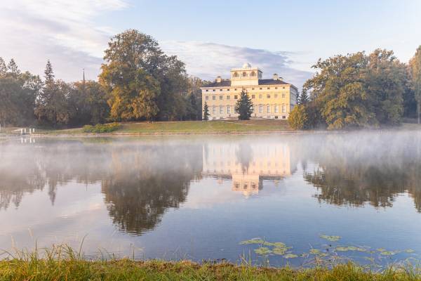 Schloss Wörlitz im Herbst Schloss Wörlitz im Herbst